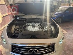 إنفينيتي QX70
